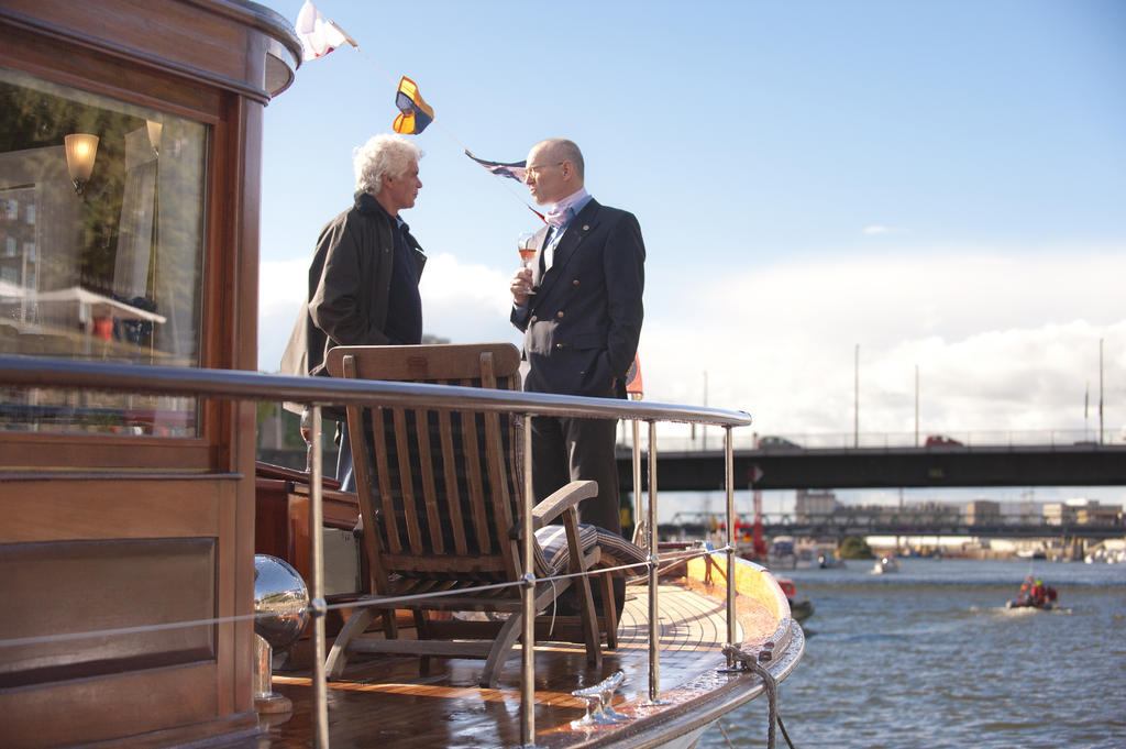 Hotelschiff Nedeva Bremen Exteriör bild